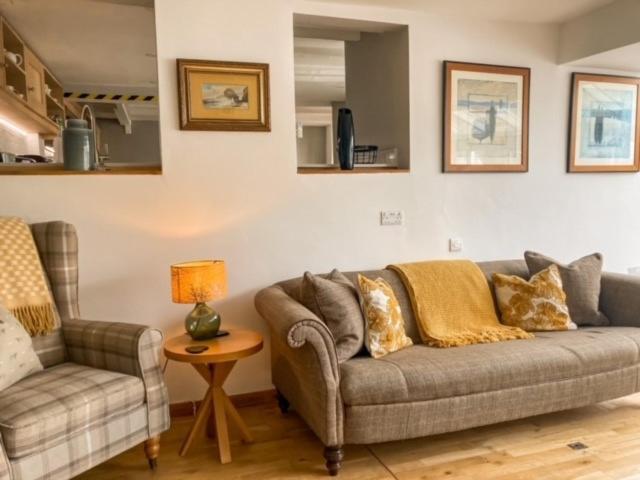 The Cottage , Newton Ferrers Exterior photo
